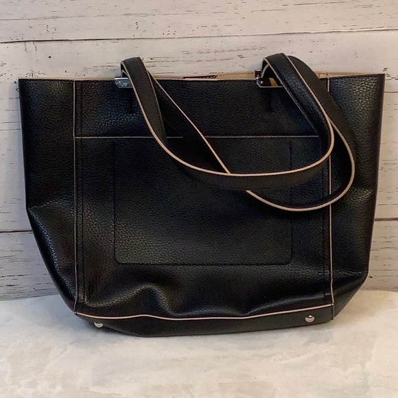 Black Shoulder Tote - Paley Lorraine - Picture 2 of 5